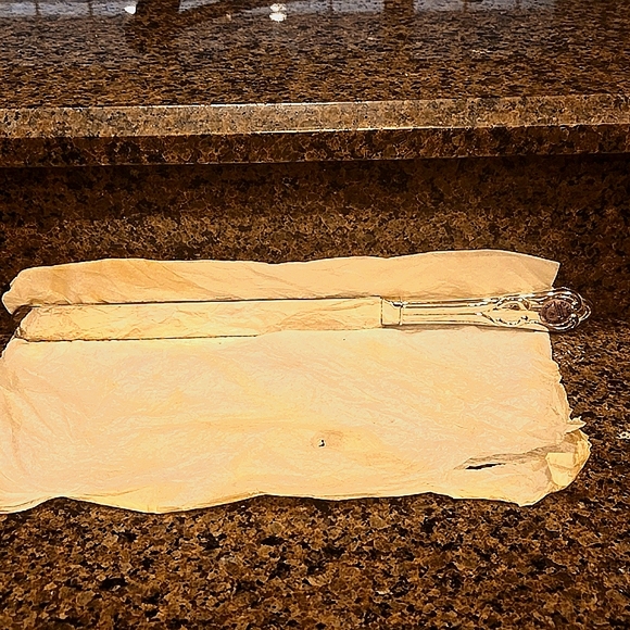 International Silver Company Knife and Cake Server - Vintage - Picture 5 of 6